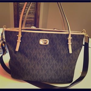 Like new condition, Michael Kors Diaper Bag